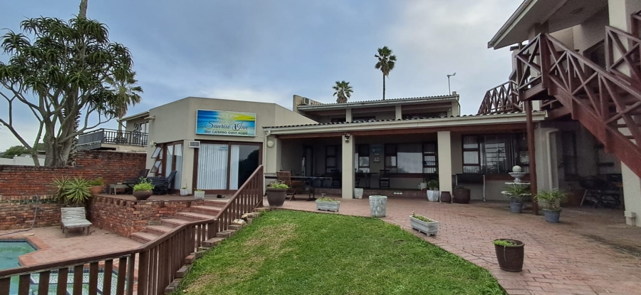 9 Bedroom Property for Sale in Winterstrand Eastern Cape